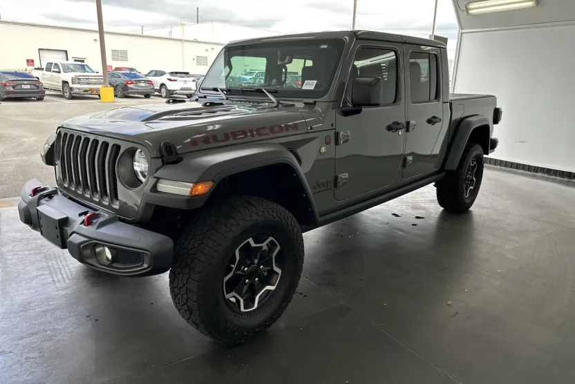 2023 Jeep Gladiator Rubicon photo 1