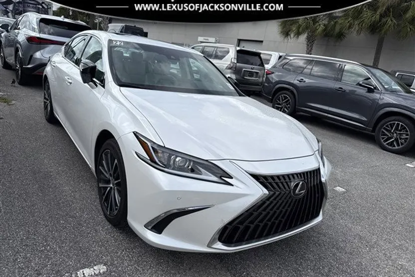 2025 Lexus ES 350 photo 1