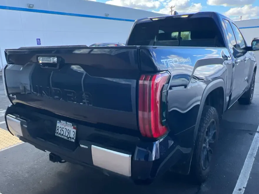 2022 Toyota Tundra Limited photo 1