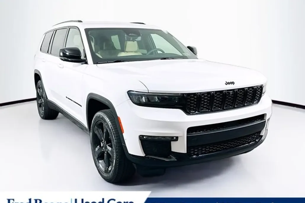 2023 Jeep Grand Cherokee Limited photo 1