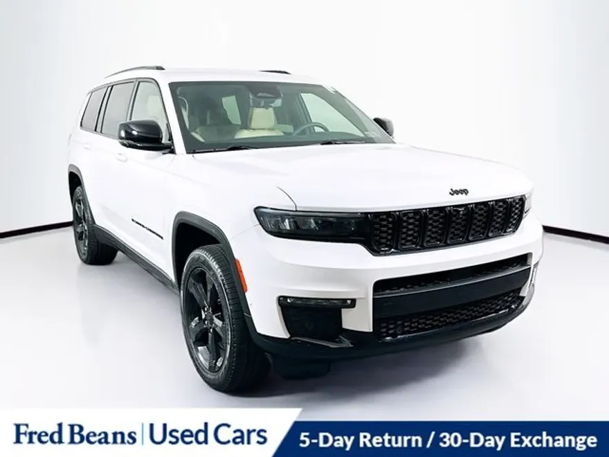 2023 Jeep Grand Cherokee Limited photo 1