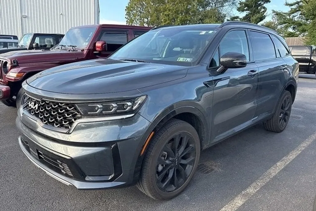 2023 Kia Sorento SX photo 1