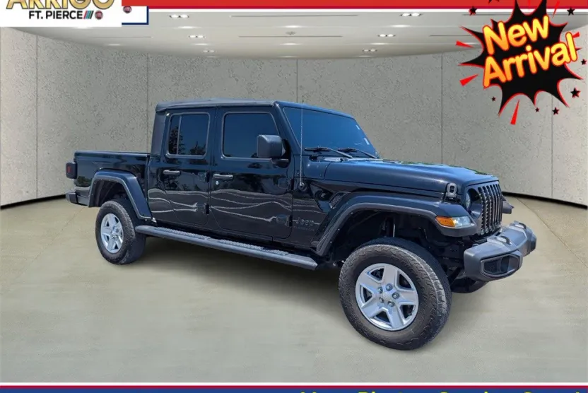 2022 Jeep Gladiator Sport S photo 1