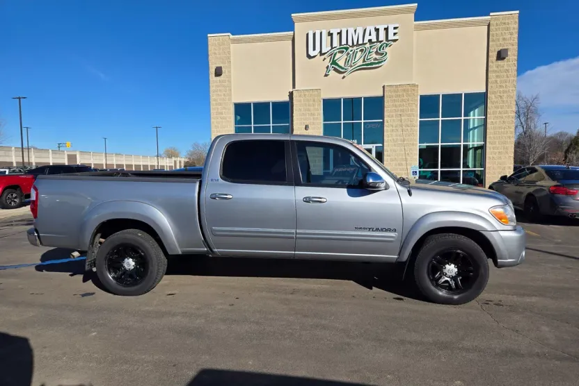 2006 Toyota Tundra SR5 Double Cab photo 1