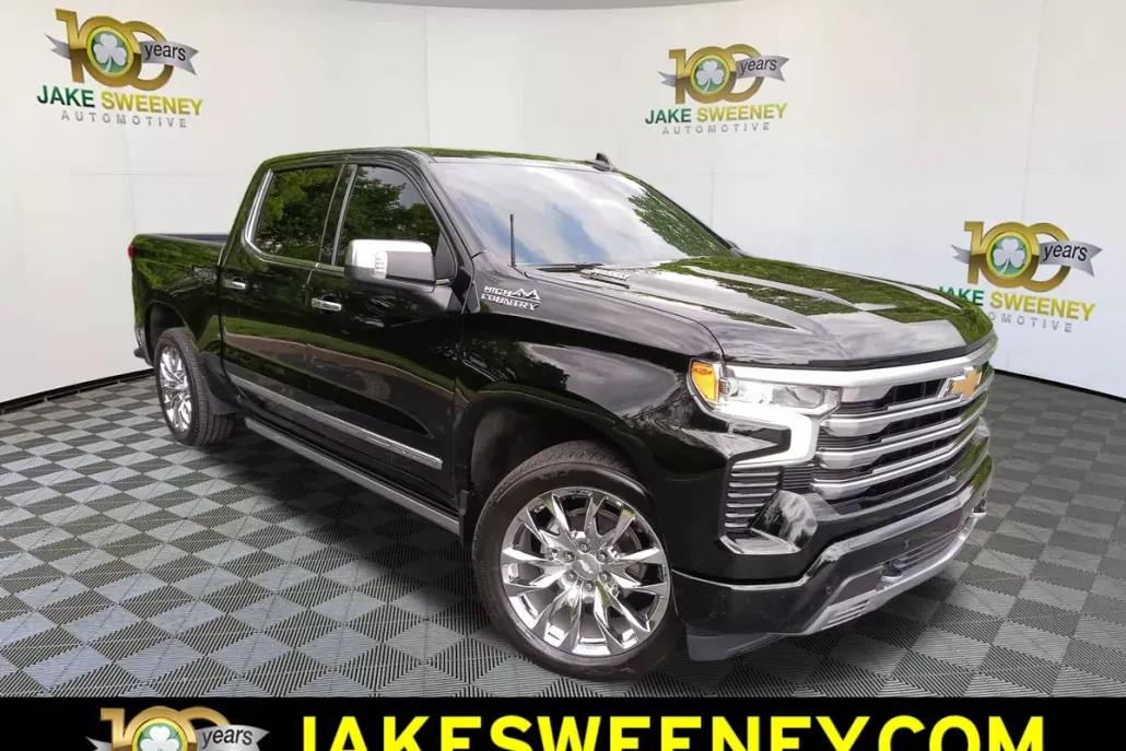 2024 Chevrolet Silverado 1500 High Country photo 1