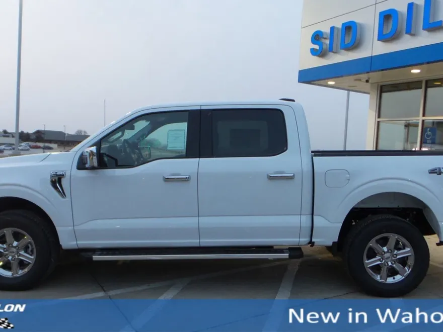 2025 Ford F-150 XLT photo 1