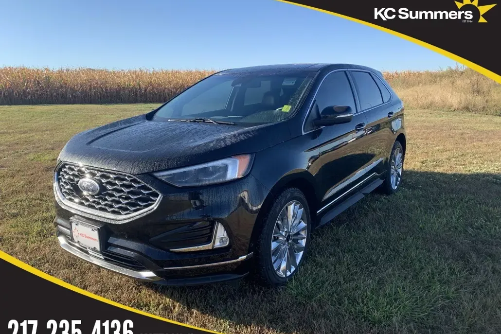 2020 Ford Edge Titanium photo 1