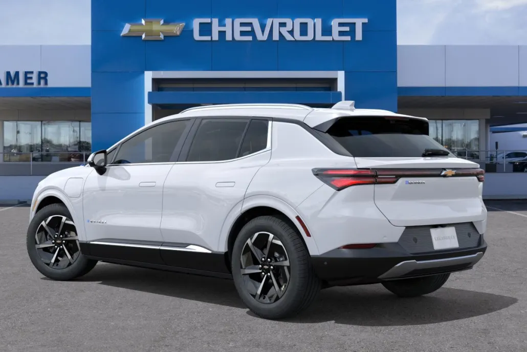2025 Chevrolet Equinox EV 1LT photo 1