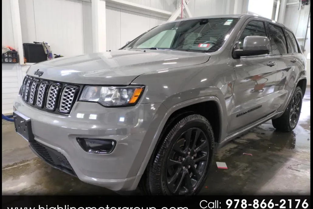 2020 Jeep Grand Cherokee Altitude photo 1