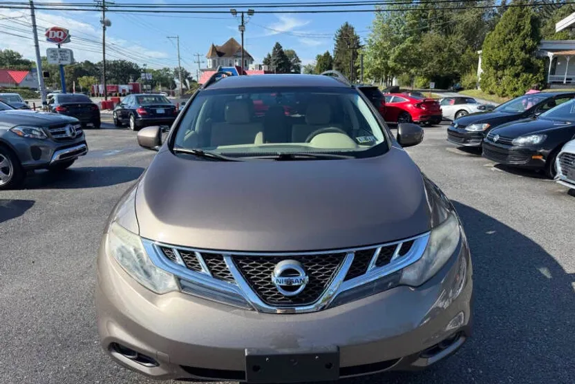 2014 Nissan Murano SV photo 1