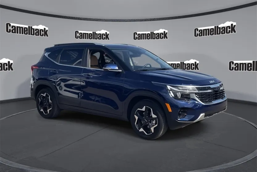 2025 Kia Seltos EX photo 1
