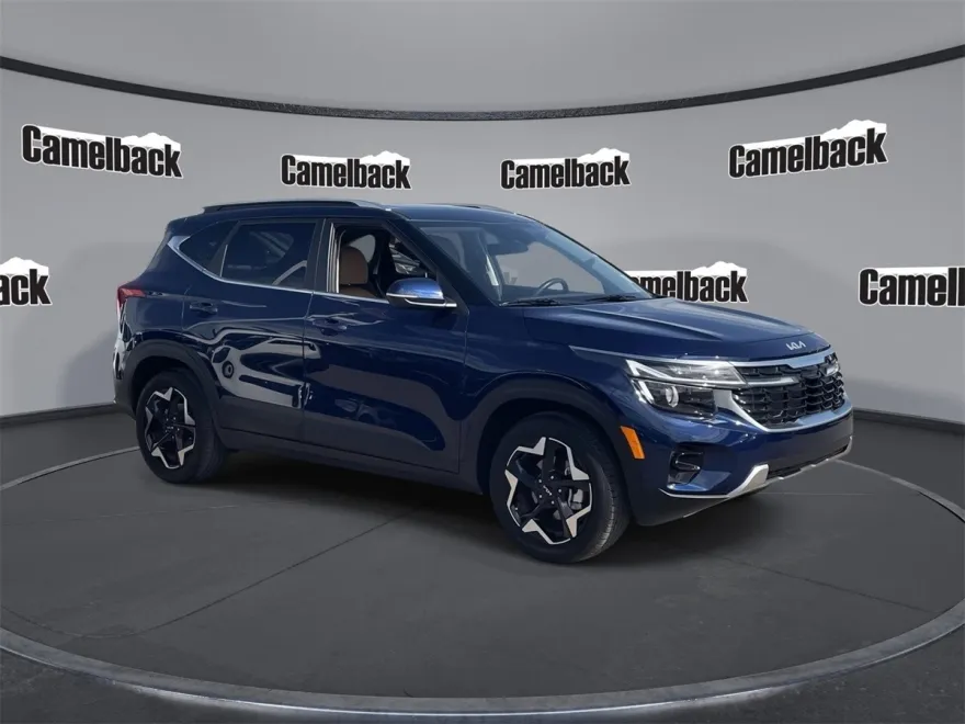 2025 Kia Seltos EX photo 1