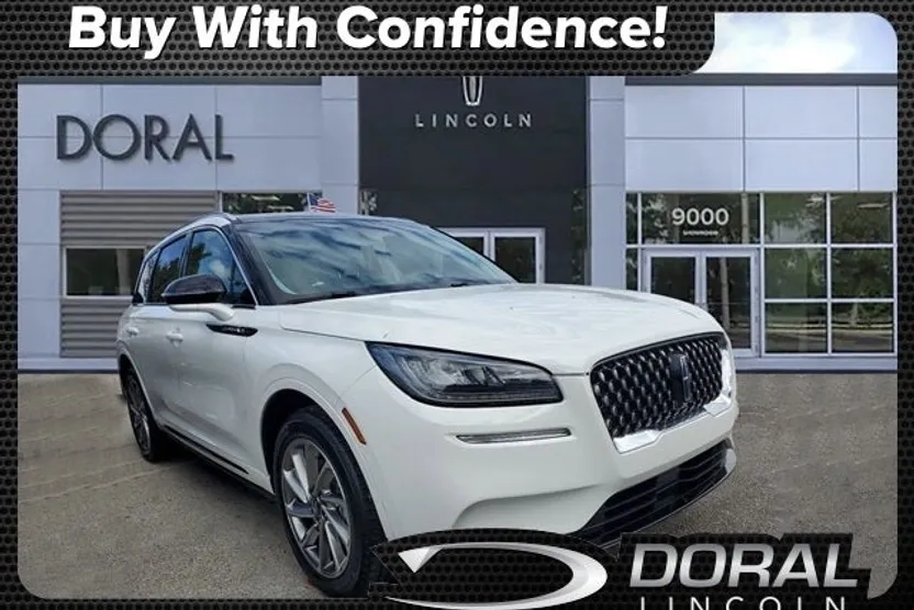 2022 Lincoln Corsair Grand Touring photo 1