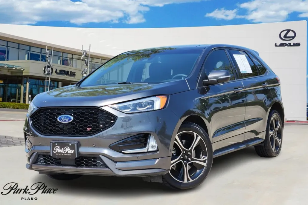 2020 Ford Edge ST photo 1