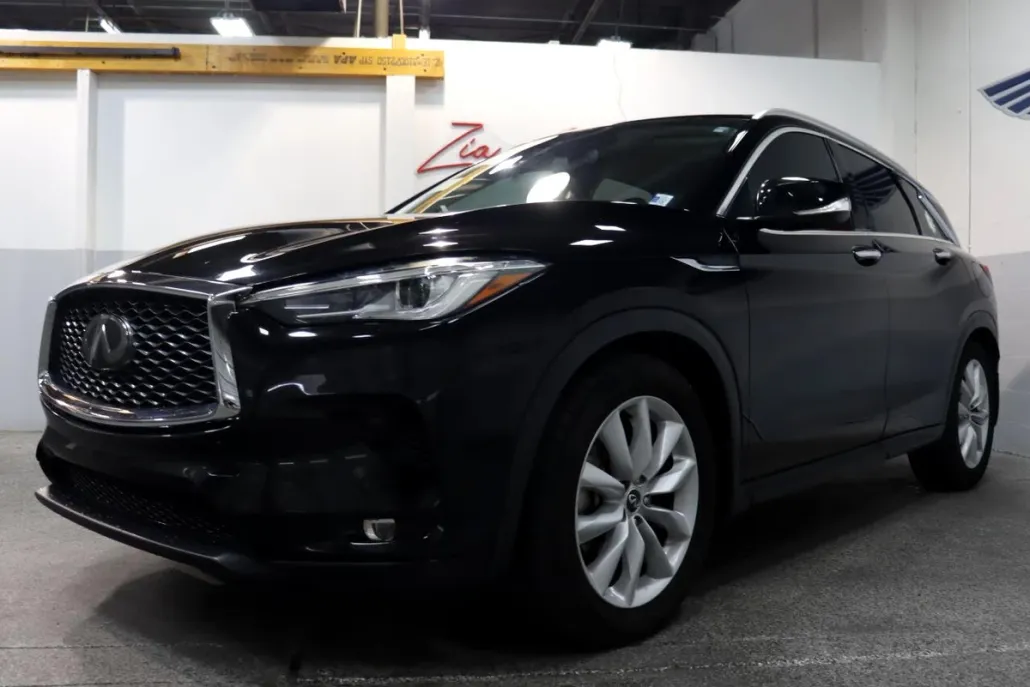 2019 Infiniti QX50 Luxe photo 1