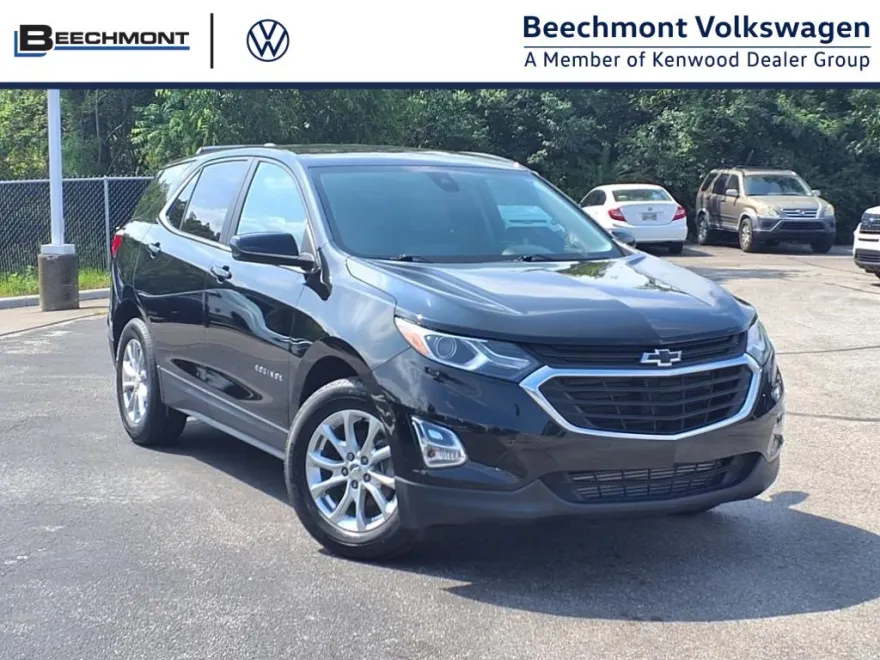 2021 Chevrolet Equinox LT photo 1