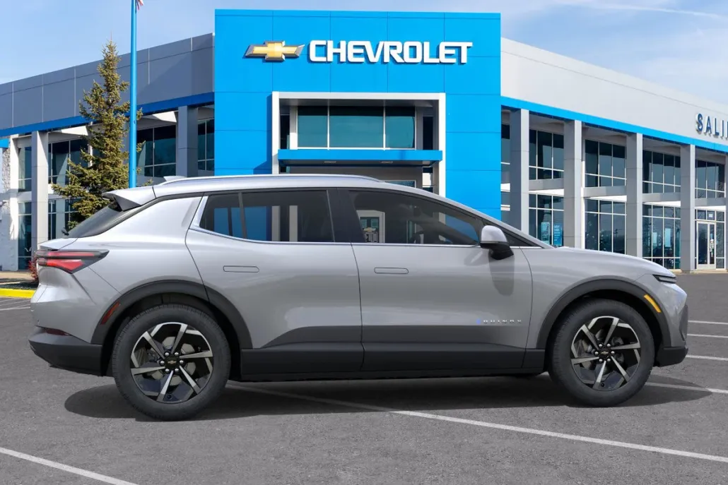 2026 Chevrolet Equinox LT photo 1