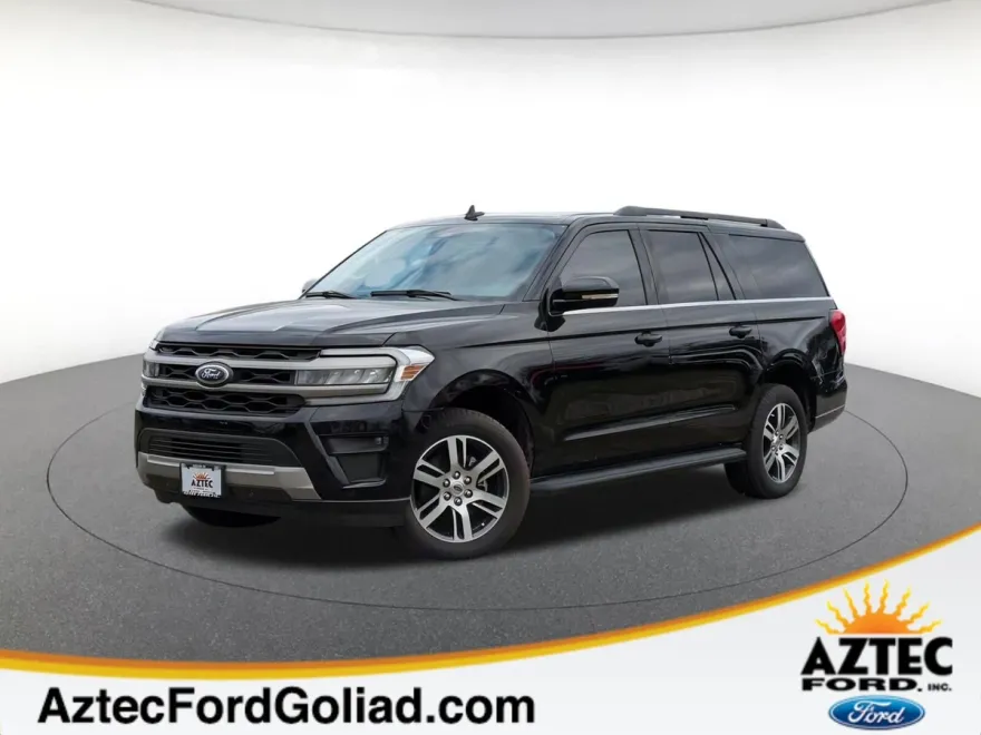 2024 Ford Expedition MAX XLT photo 1