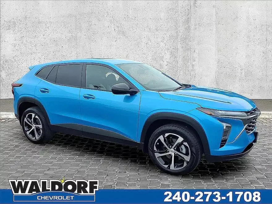 2025 Chevrolet Trax photo 1