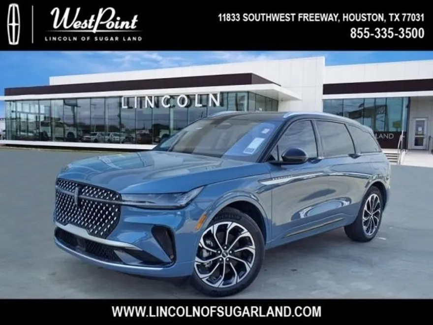 2025 Lincoln Nautilus Reserve photo 1