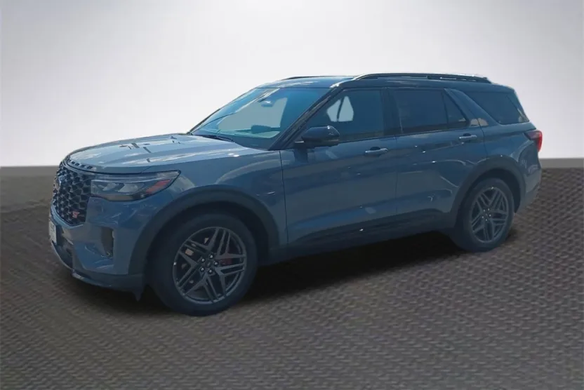 2025 Ford Explorer ST photo 1