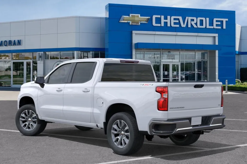 2026 Chevrolet Silverado 1500 LT photo 1