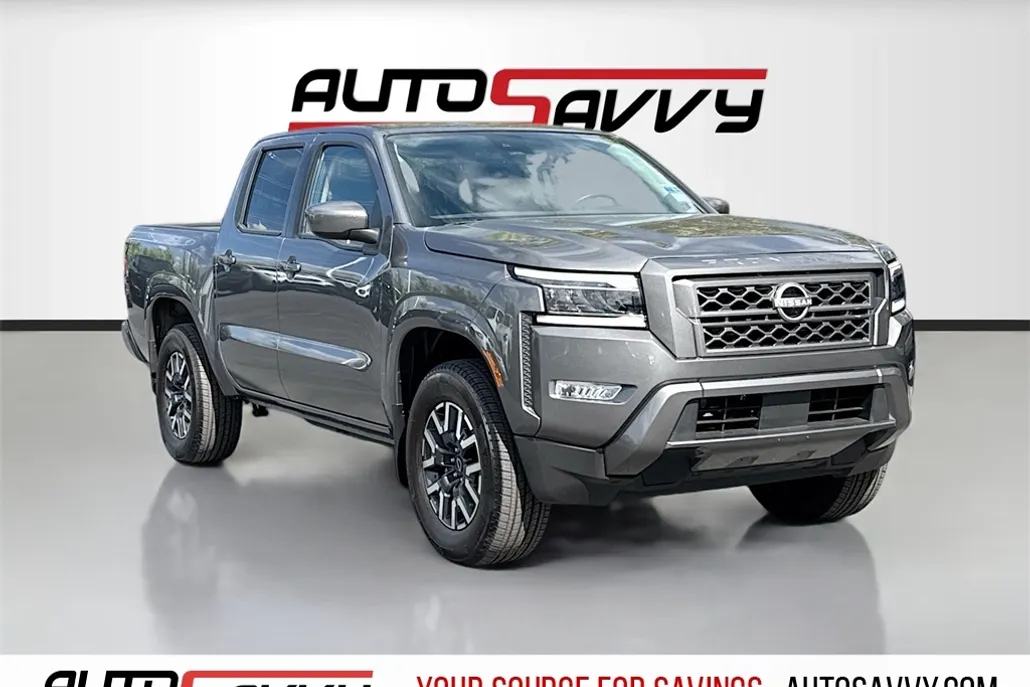 2024 Nissan Frontier SL photo 1