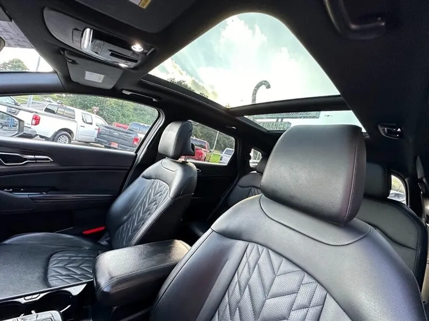 2023 Kia Sportage X-Pro photo 1