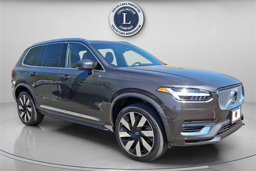 2023 Volvo XC90 Recharge Ultimate photo 1