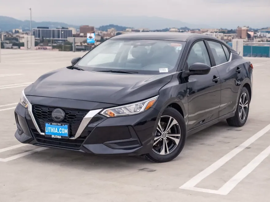 2022 Nissan Sentra SV photo 1