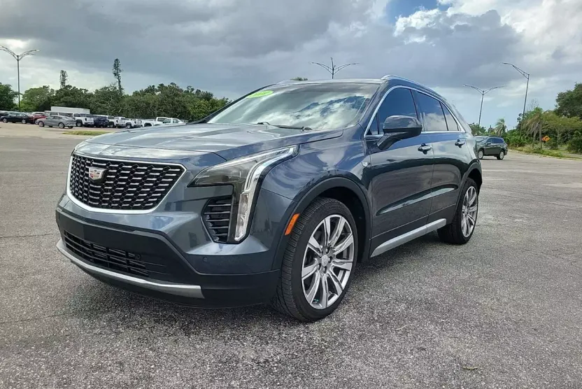 2019 Cadillac XT4 Premium Luxury photo 1