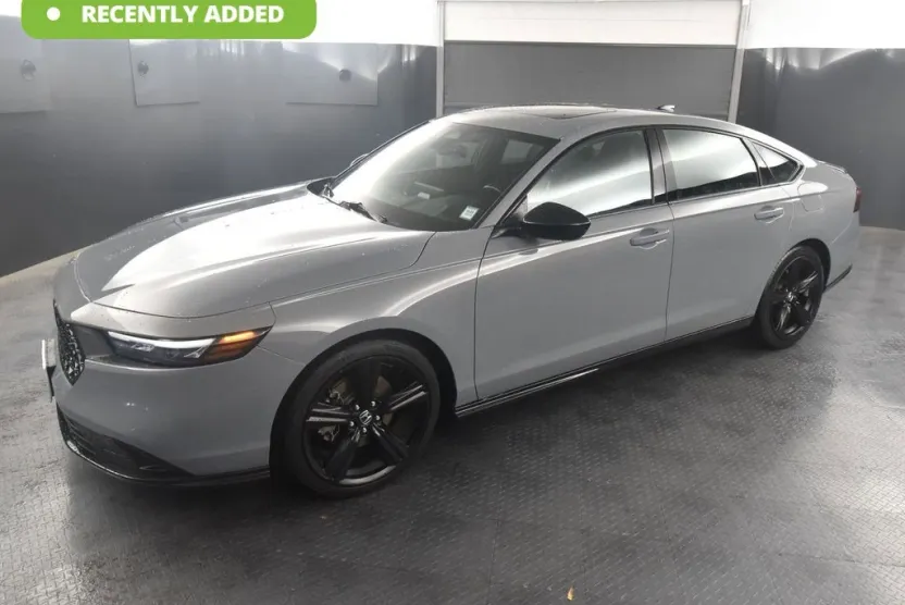 2023 Honda Accord Hybrid Sport-L photo 1