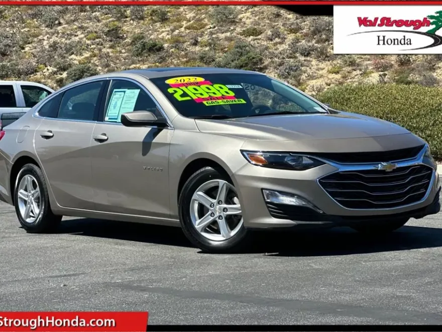 2022 Chevrolet Malibu photo 1