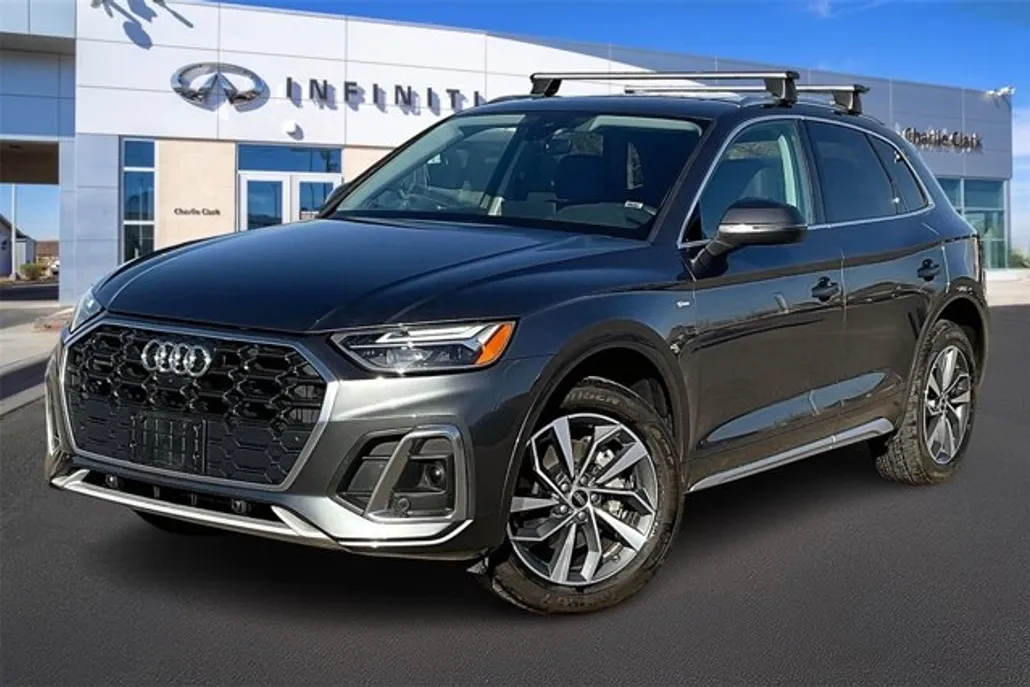 2024 Audi Q5 S line Premium Plus photo 1