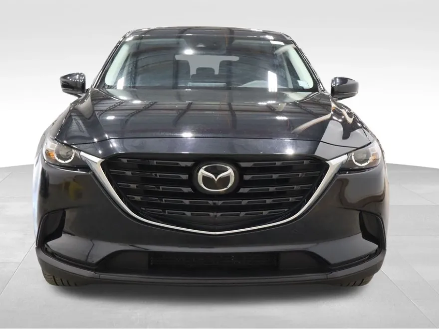 2023 Mazda CX-9 Touring photo 2