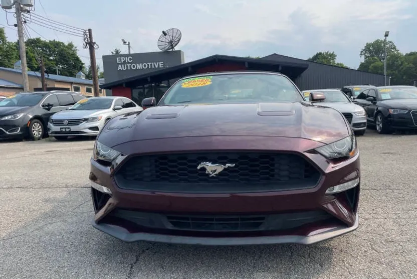 2018 Ford Mustang Convertible photo 1