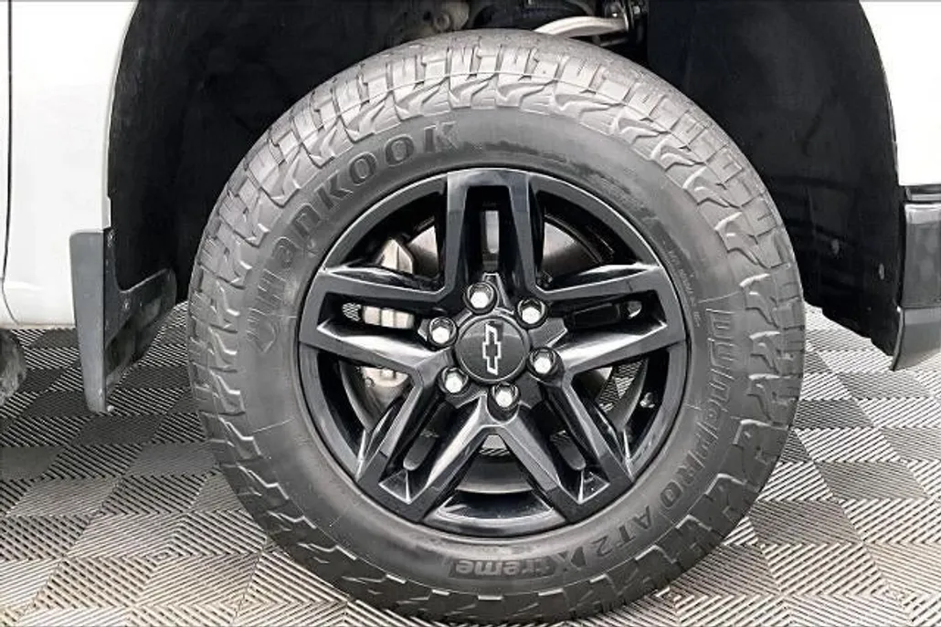 2019 Chevrolet Silverado 1500 Custom Trail Boss photo 1