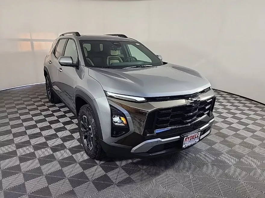 2026 Chevrolet Equinox ACTIV photo 1