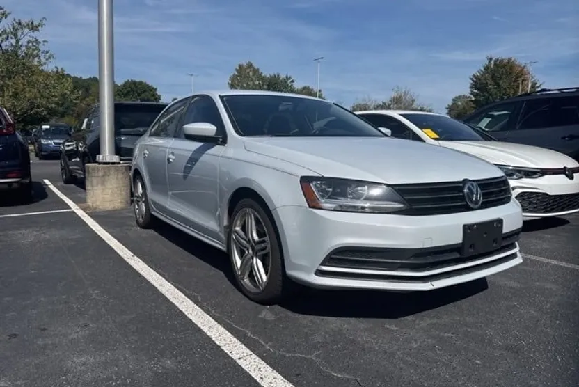 2017 Volkswagen Jetta 1.4T S photo 1
