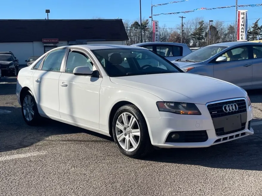 2010 Audi A4 2.0T Quattro Premium photo 1
