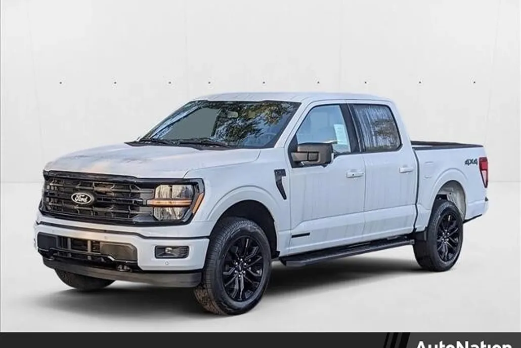 2025 Ford F-150 XLT photo 1