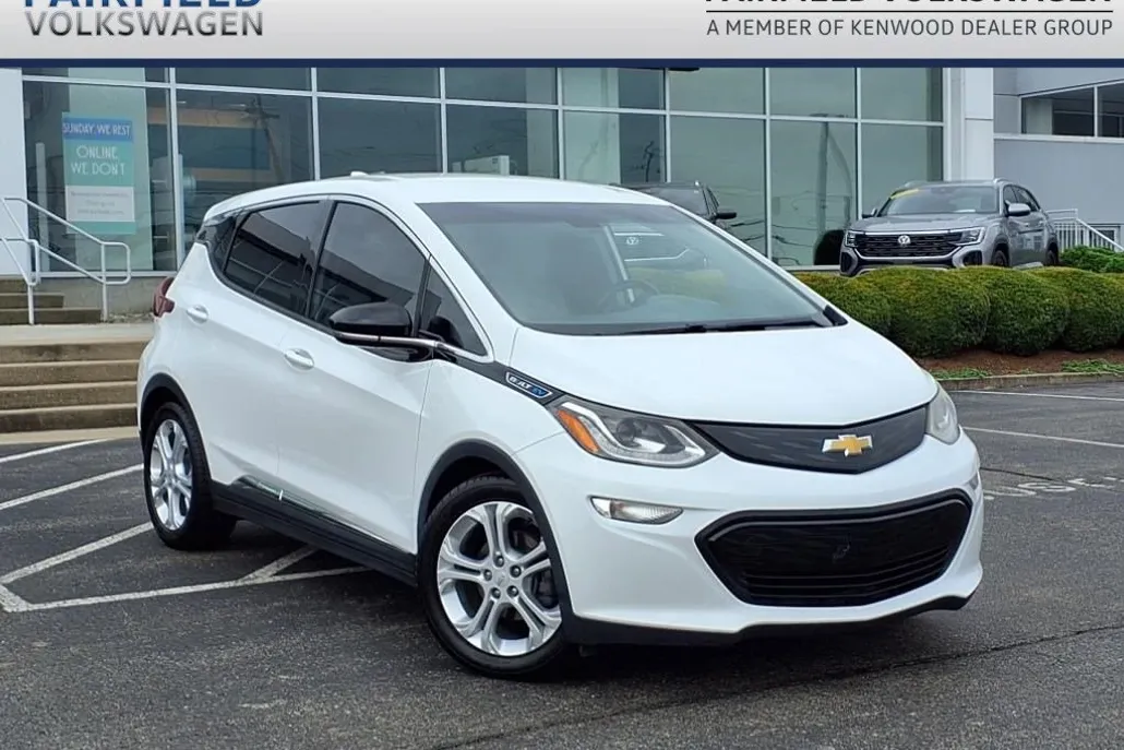 2017 Chevrolet Bolt EV photo 1