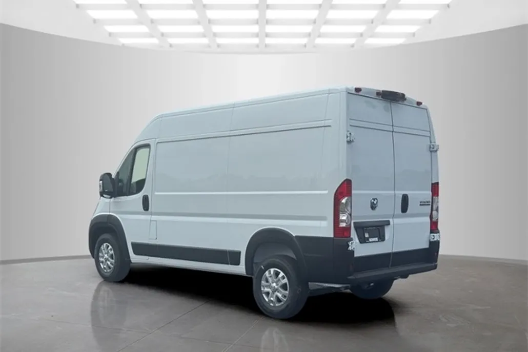 2025 Ram ProMaster 1500 SLT Cargo Van High Roof photo 1