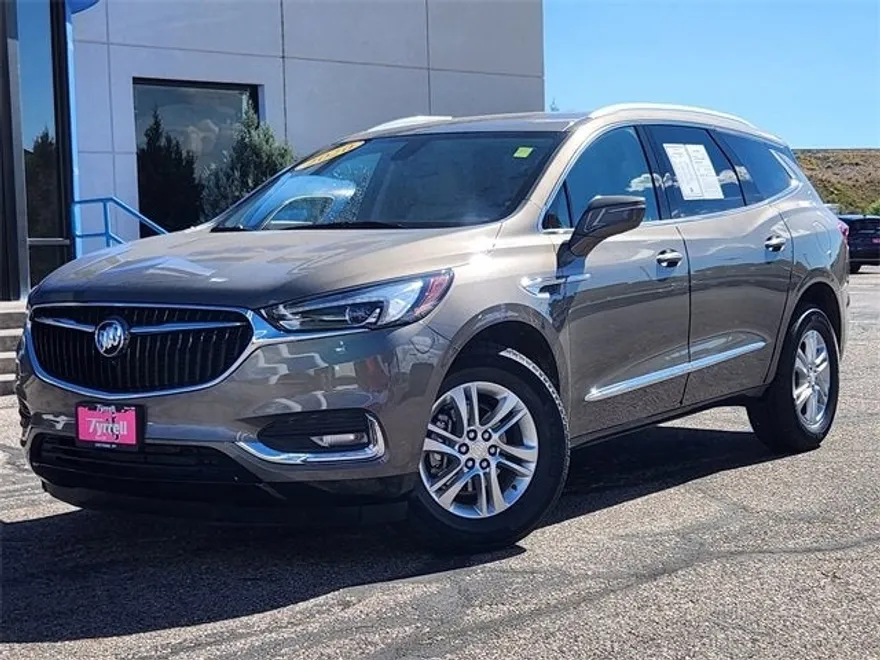 2020 Buick Enclave Essence photo 1