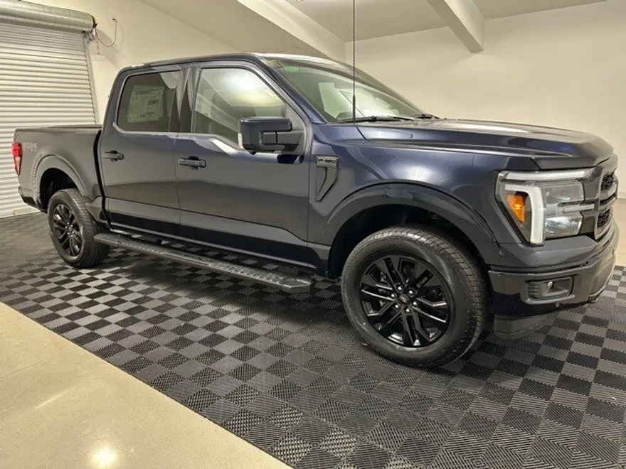 2025 Ford F-150 Lariat photo 1