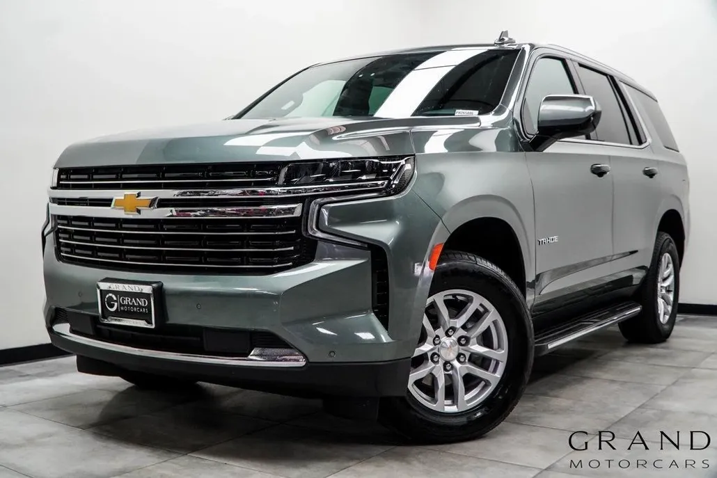 2023 Chevrolet Tahoe LT photo 1