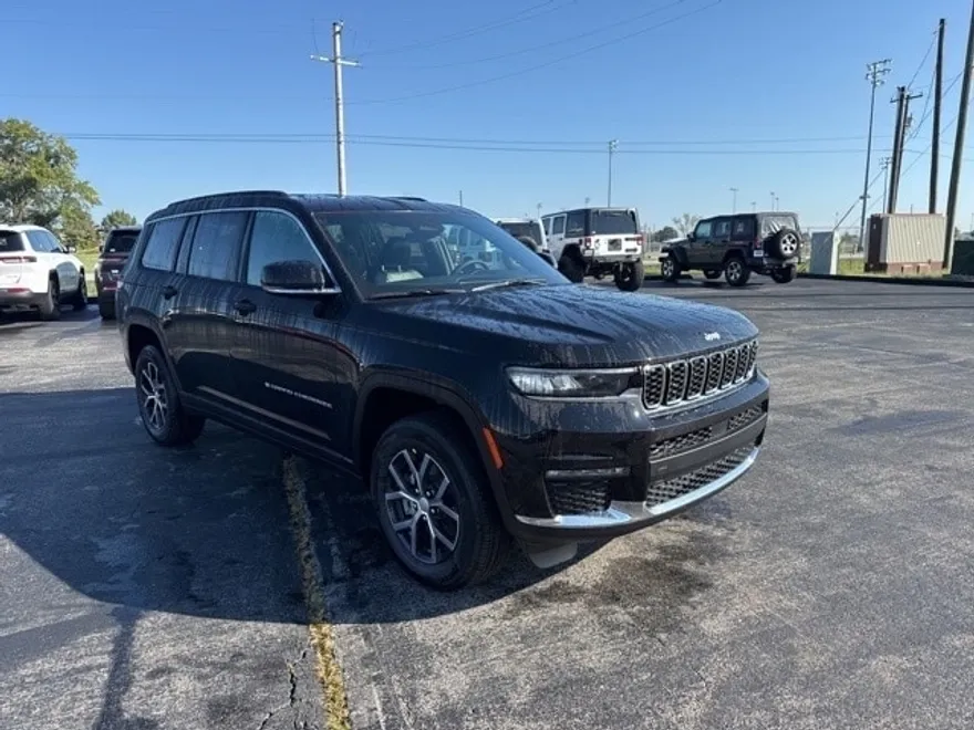 2025 Jeep Grand Cherokee Limited photo 1