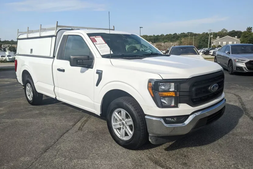 2023 Ford F-150 XL photo 1