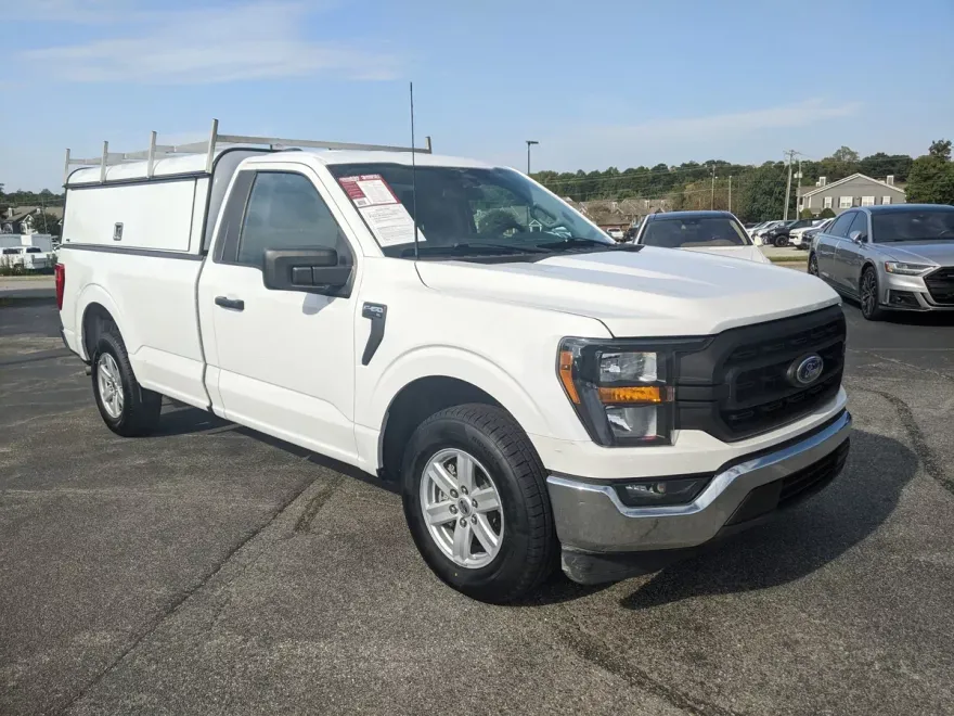 2023 Ford F-150 XL photo 1