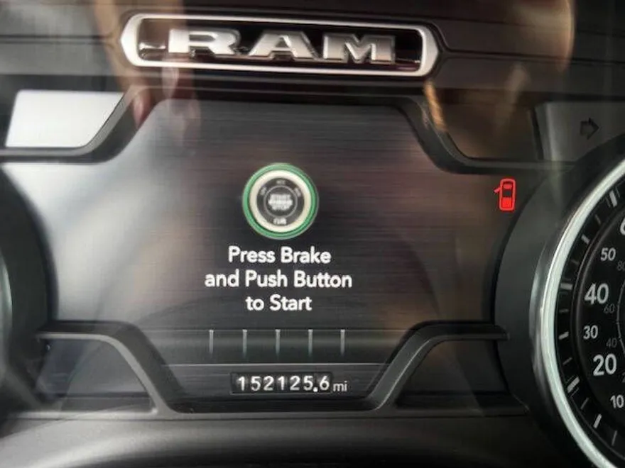 2019 Ram 1500 Laramie photo 1